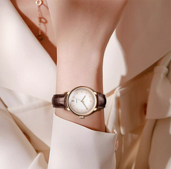 Source Factory — Montre-bracelet mécanique élégante pour femme