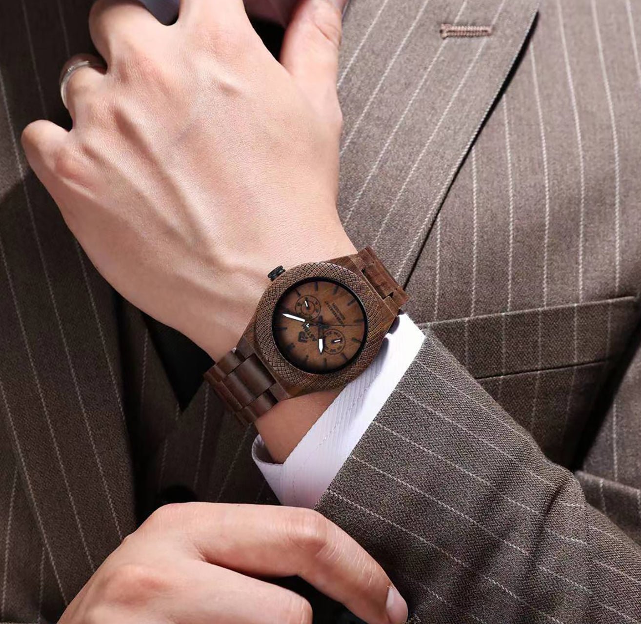 Source Factory—Luxury Women Men Sports Wrist Couple Mechanical Watch - Shenzhen Xingchen Watch Technology Co., Ltd.